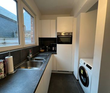 2-slaapkamerappartement in Centrum Ieper - Photo 3