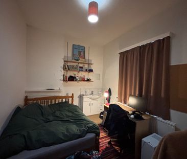 5 Bed Flat, Broomhall Road, S10 - Photo 2