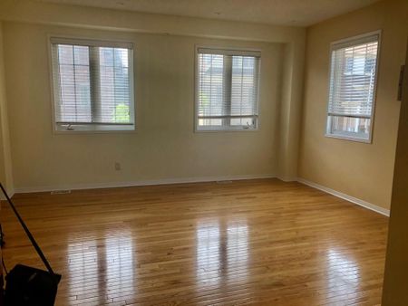 For Lease - 2171 Fiddlers Way Unit# 57, Oakville, Ontario - Photo 4