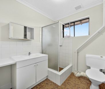 Town house in the heart of Subiaco - Photo 3