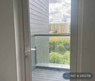 1 bedroom in a house share to rent - Photo 5