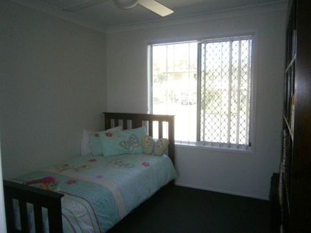 2/1 Aldridge Avenue, 4701, Frenchville Qld - Photo 3