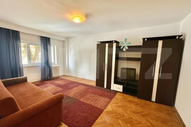 Apartament 3 camere de inchiriat,2 bai, etaj 1, zona Cetate - Fotografie 1