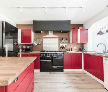 4 bedroom terraced house to rent - Photo 2