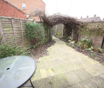 3 bedroom semi-detached house to rent - Photo 6