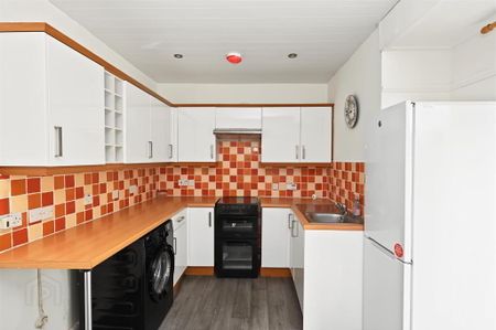 57 Dunraven Park, Belfast, BT5 6BS - Photo 5