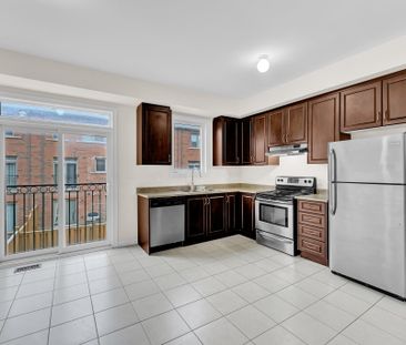 For Lease - 39 Sea Drifter Crescent, Brampton, Ontario - Photo 6