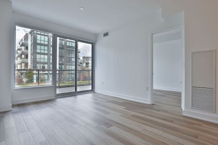 For Lease - 333 Sunseeker Avenue Unit# 209, Innisfil, Ontario - Photo 4