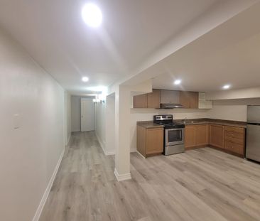 For Lease - 307 Axminster Drive Unit# Basment, Richmond Hill, Ontario - Photo 3