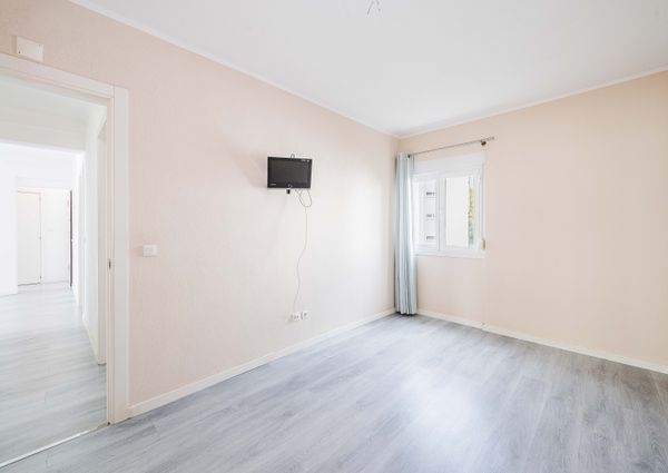 APARTAMENTO T4 EM ALFRAGIDE MOBILADO