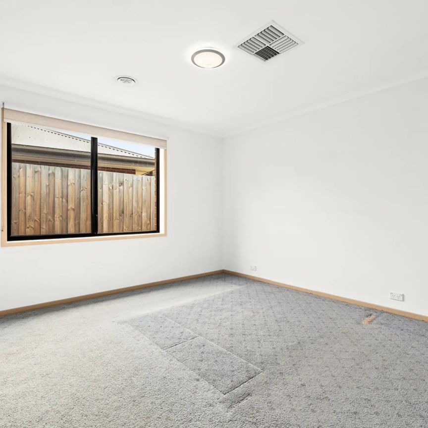 1/2 Willmott Street, Aspendale. - Photo 1