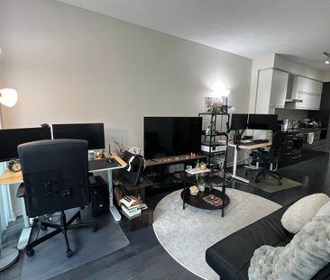 For Lease - 770 Bay Street Unit# 308, Toronto, Ontario - Photo 1