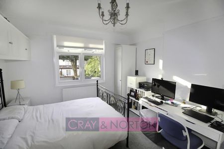 4 bedroom terraced house to rent - Photo 3