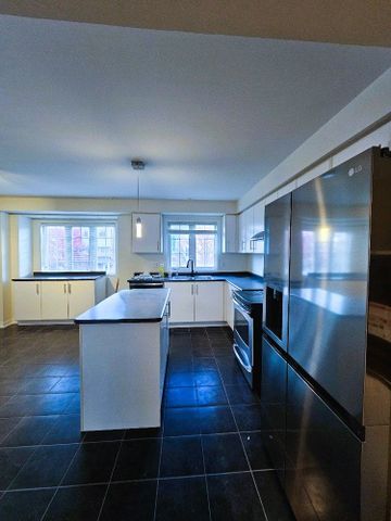 For Lease - 20 Etienne Street Unit# Main, Toronto, Ontario - Photo 3