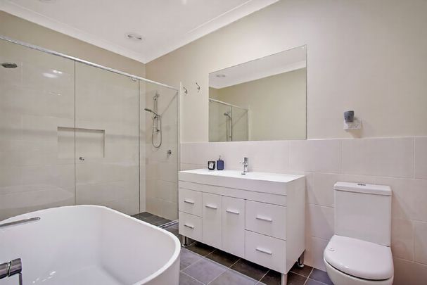 6 Dingle Street, Riverstone NSW 2765 - House For Rent | Domain - Photo 1