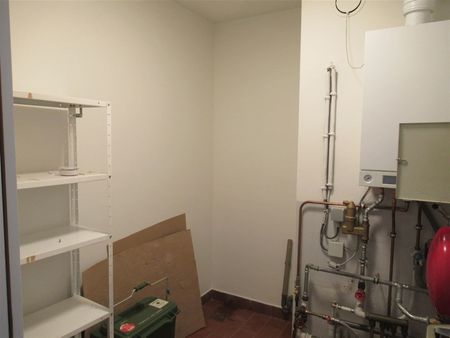 Appartement met 2 slaapkamers in centrum van Sint-Truiden. - Photo 5