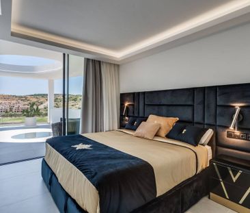 Luxury Villa for rent in Estepona, Andalusia - Photo 6