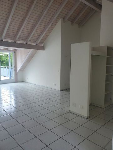 Unique opportunity - charming penthouse apartment in a quiet location! - Foto 5