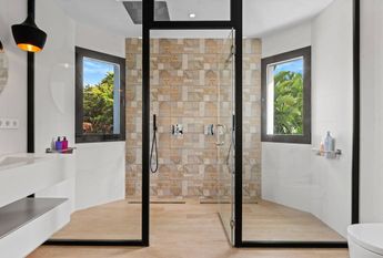 5 bedroom luxury Villa for rent in Marbella, Andalusia