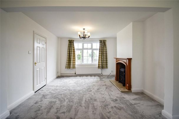 3 bedroom semi-detached house to rent - Photo 1