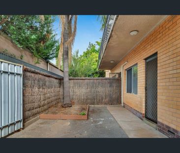 Modern Ground-Floor Gem in Prospect! - Photo 1