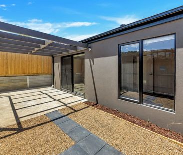 A Modern Family Home in a Prime Location - Photo 6