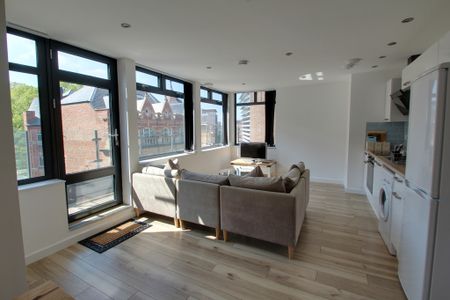 2 bed penthouse to rent in Queen Street, Leicester, LE1 - Photo 2
