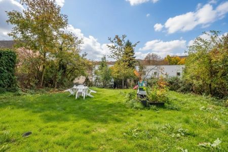 Ca. 51 m² große 2-Zimmer-Dachgeschosswohnung mit Tageslichtbad in Hagen-Eilpe - Foto 3