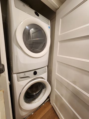 689 Churchill Avenue North - 102 - Photo 4