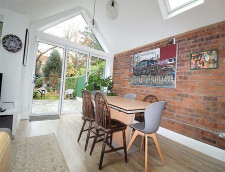 3 Bedroom Semi Detached To Let - Photo 3