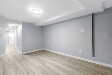 883 Somerset Street West - 7 - Photo 5