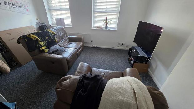 2 bedroom flat to rent - Photo 1