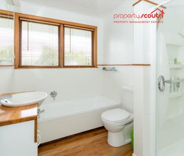 Lovely family home - Photo 6