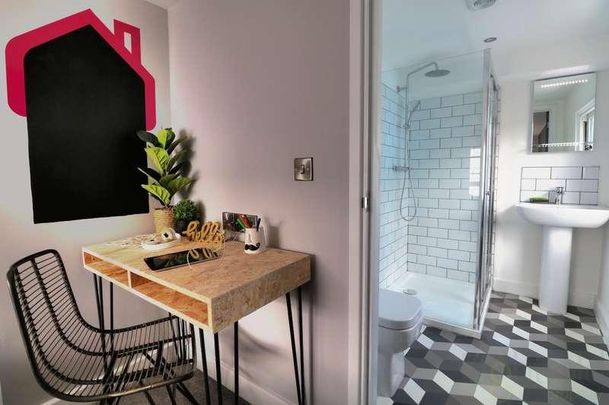 Cross Street, Hove, BN3 - Photo 1