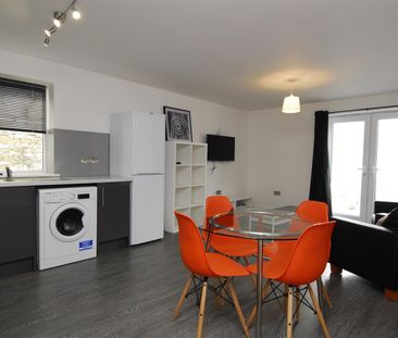 Belgrave Manor 2 bed apts. Plymouth - Photo 1