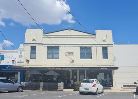 Single room in rooming house - Prime location! - Photo 5