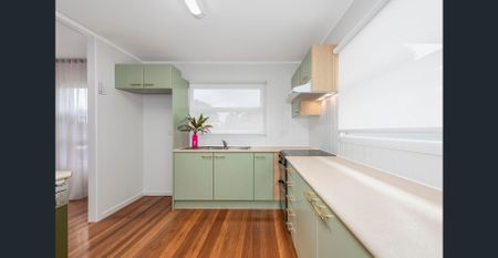 Renovated Family Home - Great Location - Photo 4