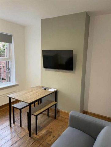 Swansea Road, Norwich, NR2 - Photo 2