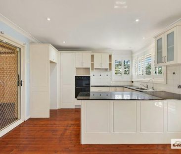 Family Home - Photo 6