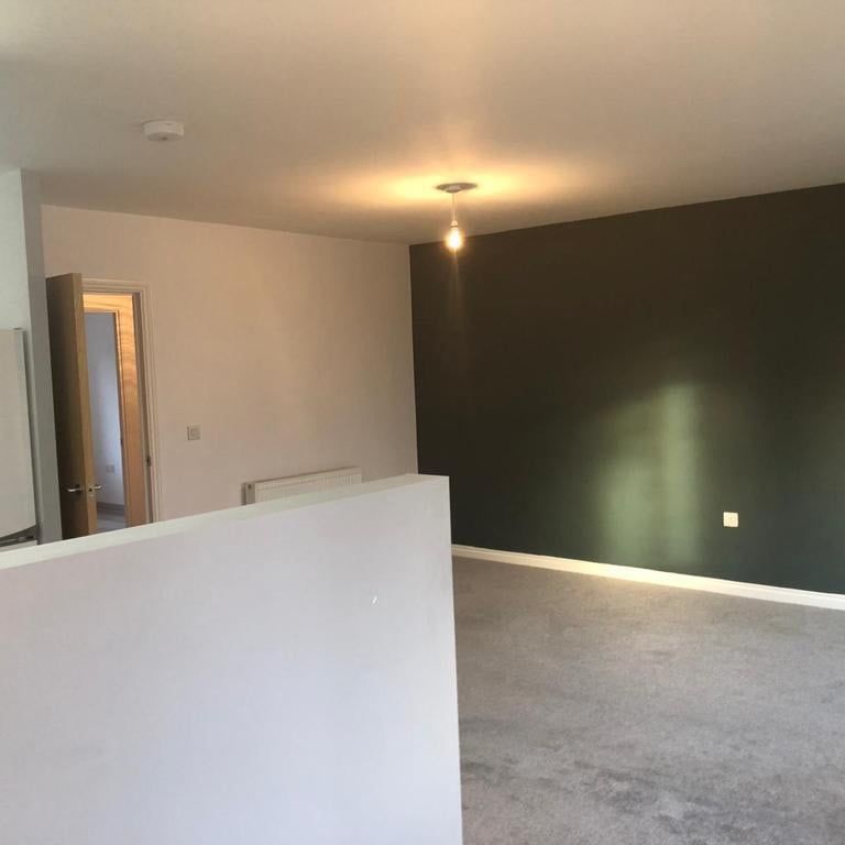 2 Bed Flat, Chestnut Lane, LS14 - Photo 1