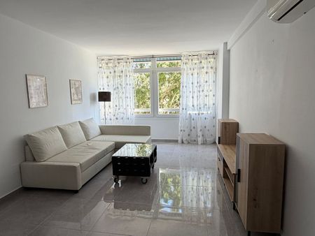 Alquiler de piso en Calle Héroe de Sostoa, 139 - Photo 4