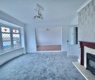 4 bedroom flat to rent - Photo 3