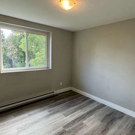 385 Division St, Unit 202, Kingston ON - Photo 1