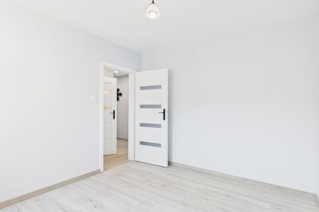 Częściowo umeblowane mieszkanie na wynajem - Zdjęcie 3