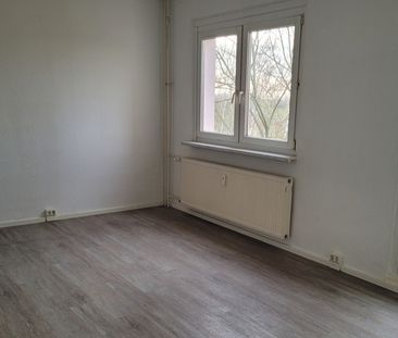 3-Raumwohnung mit Balkon im Erdgeschoss!!! - Photo 4