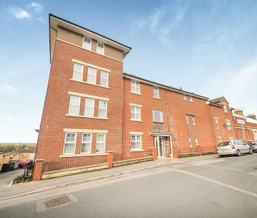 2 bedroom flat to rent - Photo 5