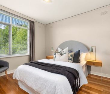 11/37 Myrnong Crescent, Ascot Vale VIC 3032 - Photo 3