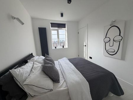 3 bedroom flat to rent - Photo 3