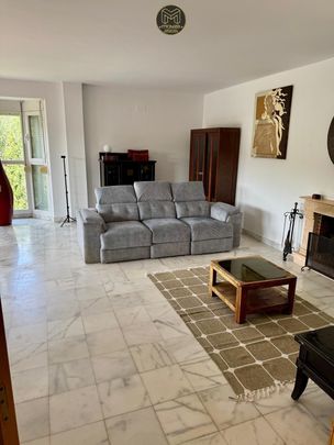 Casa en alquiler en Estepona - Photo 1