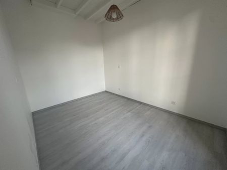 Location Appartement 4 pièces 71m² STE FOY LA GRANDE 33220 - Photo 4
